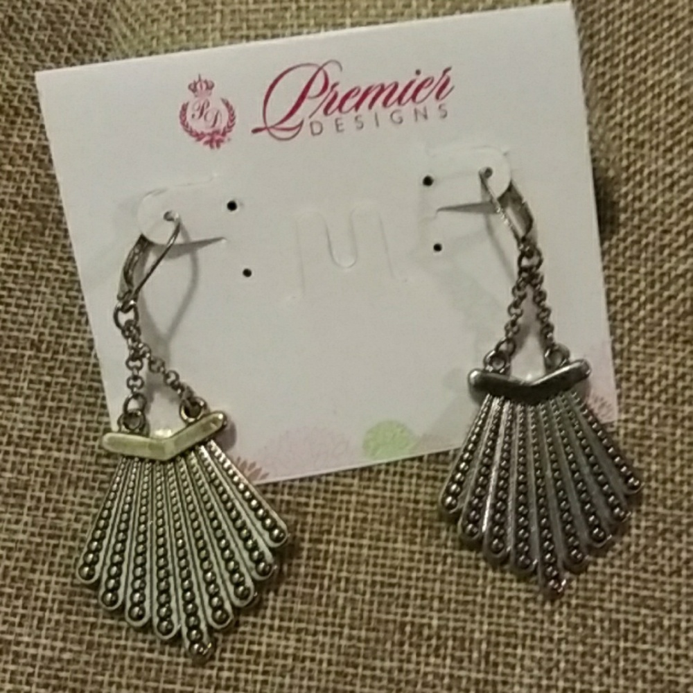 Premier Designs Easy Breezy Earrings